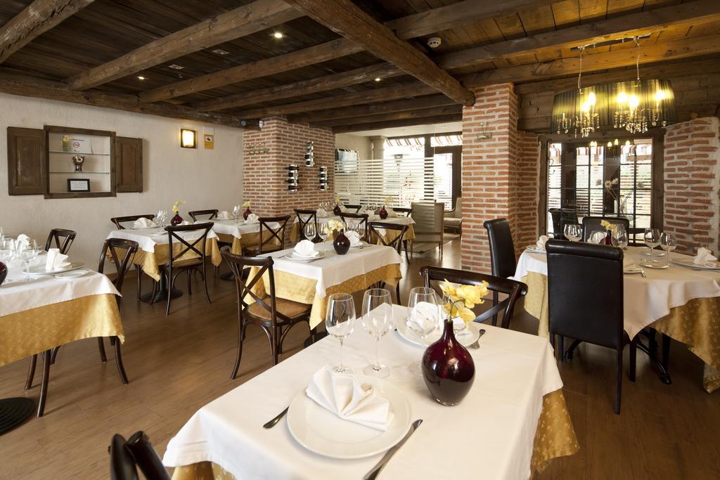 Hosteria Del Mudejar Avila Velayos ภายนอก รูปภาพ